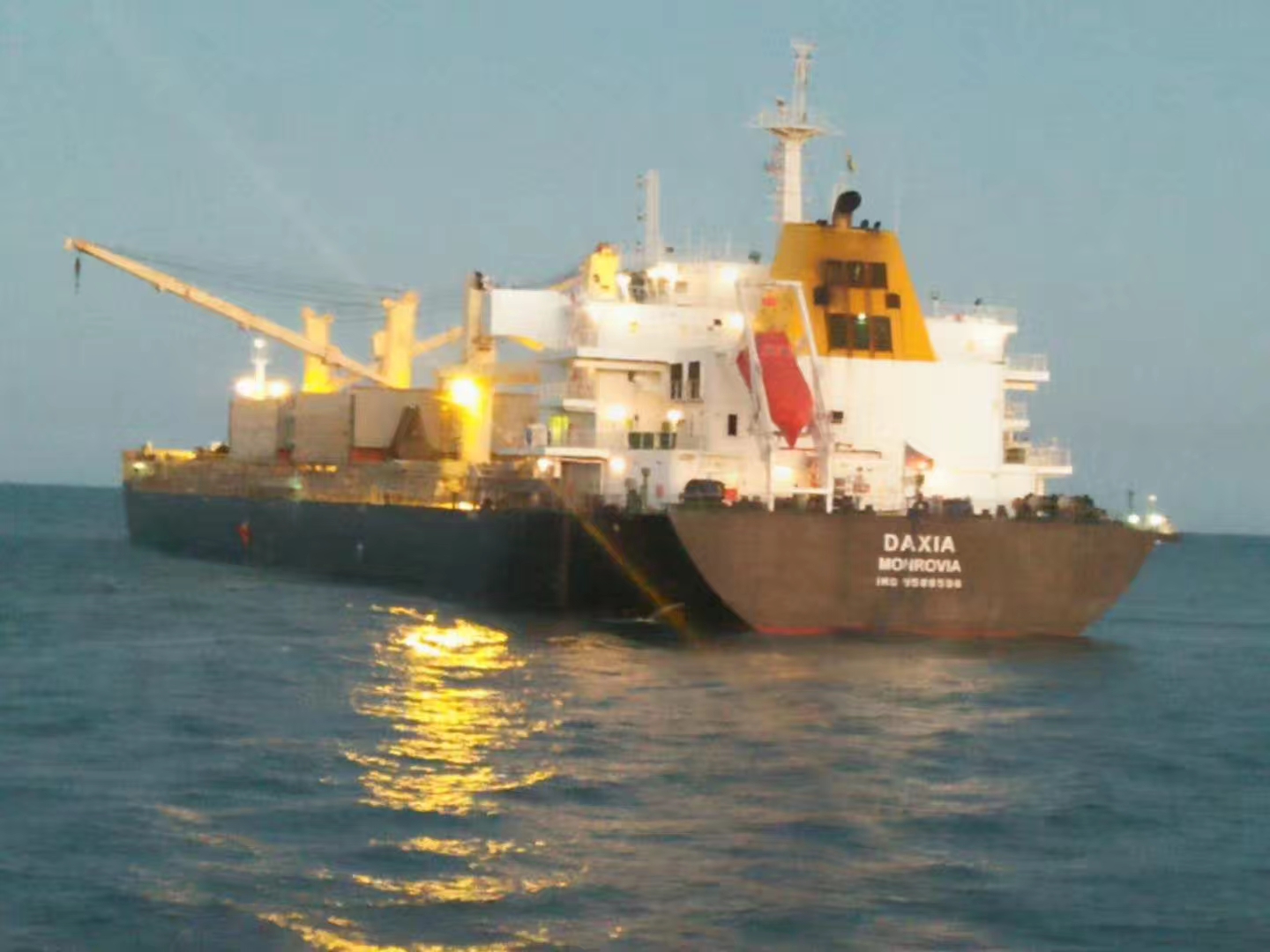 非洲長城礦業開發有限公司第7船54000噸鋯鈦...